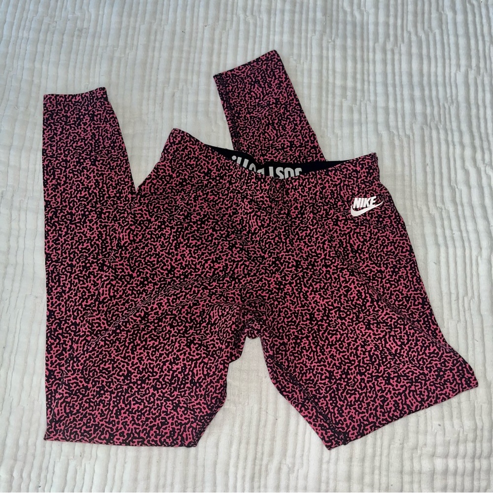 Nike ladies S pink leopard tights crop length